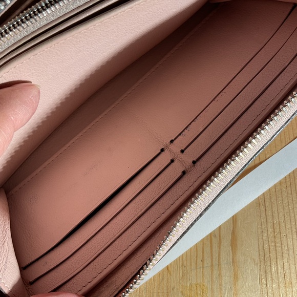 Louis Vuitton Zippy Wallet Mahina Leather Rose Jamin Pink - Picture 15 of 15